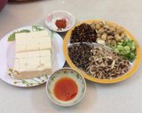 Hình bước làm 2 của món Đậu hũ om nấm chay