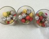 Hình bước làm 3 của món Sinh tố 4 màu với hạt chia