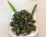 Hình bước làm 5 của món Đùi gà cuốn lá dứa ( lá cơm nếp)