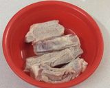 A picture of step 3 of Grilled Pork Belly with Brown Rice Vermicelli Sheets.