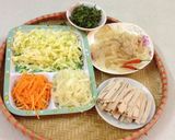 Hình bước làm 2 của món Gỏi sứa chả lụa