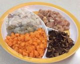 Hình bước làm 2 của món Bí ngô hấp hải sản