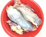 Hình bước làm 1 của món Bắp bò hầm gừng, mật mía