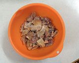 Hình bước làm 3 của món Gà lá giang