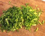 Hình bước làm 2 của món Canh khoai lang hầm xương móng giò