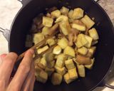 Hình bước làm 5 của món Thịt đùi kho với đậu phụ và su hào