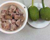 Hình bước làm 1 của món Trái sake hầm với đuôi heo