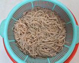A picture of step 2 of Brown Rice Pho.