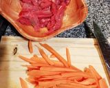 Foto del paso 1 de la receta: Wok de carne magra y vegetales