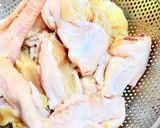 Hình bước làm 1 của món Canh Chua Nấu Với Cánh Gà