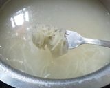 A picture of step 1 of Shavige upma.