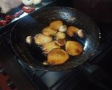 Foto del paso 2 de la receta: Pollo a la chapa con fritas, fritas