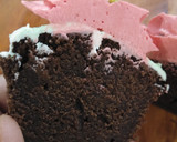 Foto langkah ke 9 dari resep Flower chocolate butter cup cake - simple ekonomis tanpa mixer.