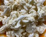 Foto del paso 1 de la receta: Pastel de coliflor gratinado 🧀