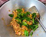 Foto langkah ke 4 dari resep Nasi Bakar Ayam Suwir Kemangi.
