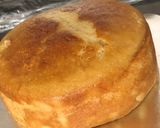 A picture of step 5 of Creamy vanilla cake.