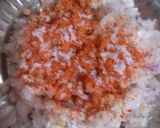 A picture of step 3 of Onion paratha.