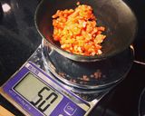 รูปขั้นตอนการทำที่ 2 ของ ไข่เจียวหมูสับโปรตีนเน้นๆ 350 แคลลอรี่