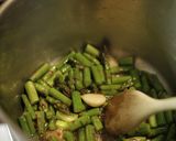 Hình bước làm 4 của món risotto măng tây 