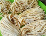Foto langkah ke 5 dari resep Mie telur basah.