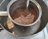 Foto langkah ke 3 dari resep Homemade Chocolate Cubes.