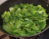 A picture of step 1 of Indian Lettuce Top with Dried Shrimps.
