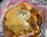 Foto langkah ke 1 dari resep Honey garlic chicken.