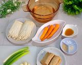 Foto langkah ke 1 dari resep Sup Bening Jamur.