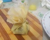 A picture of step 6 of Blood Sausage and Apple Phyllo Pouches.