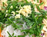 A picture of step 4 of Northeastern Style Salad (东北大拌菜).