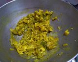 A picture of step 4 of Snake Gourd Egg Sabzi.