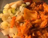 Foto langkah ke 2 dari resep Sundubu Kimchi Jjigae ala Itaewon Class (Korean Soft Tofu Stew).