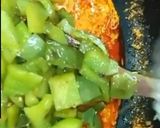 ગ્રીન કેપ્સિકમ મસાલા (Green capsicums masala recipe in Gujarati) રેસીપી સ્ટેપ2ફોટો
