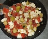 Une image de l'étape 3 de Tarte Tomates Courgettes Mozza.