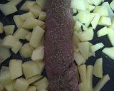 Foto del paso 4 de la receta Solomillo de pavo y jamón con patatas, pasas y piñones (horno)