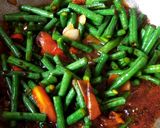 Foto langkah ke 3 dari resep Simple tumis kacang panjang kecap.
