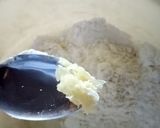 Foto langkah ke 2 dari resep Cilok isi telur dan bakso simpel.