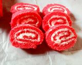 Foto langkah ke 8 dari resep Red Valvet Roll Cake.