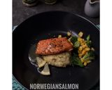 Foto langkah ke 4 dari resep Norwegian salmon with butter garlic and lemon sauce.