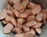 Foto langkah ke 2 dari resep Tumis Sosis Bratwurst Pelangi.