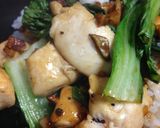 A picture of step 6 of Stir Fried Chicken and Leafy Greens.