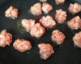 A picture of step 2 of Sausage and Tomato Penne Pasta.