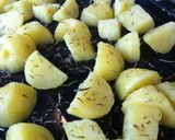 A picture of step 5 of Herb Roasted Potatoes.