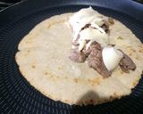 Foto del paso 4 de la receta: Quesadilla de carne asada (tortilla de Maseca recién hecha)