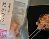 A picture of step 5 of Scallion Pancakes ("Chijimi") with spicy dipping sauce.