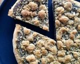 A picture of step 20 of Mohnkuchen mit Streusel (German Poppy Seed Cake).