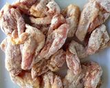 A picture of step 4 of Korean Yang-nyeom Chicken.