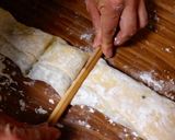 A picture of step 11 of Schwäbisch Maultaschen (Big, Fat German "Ravioli").