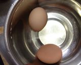 A picture of step 4 of Onsen Tamago (Japanese-style "Poached" Eggs).