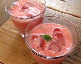 A picture of step 3 of Watermelon & Yogurt "Lassi".